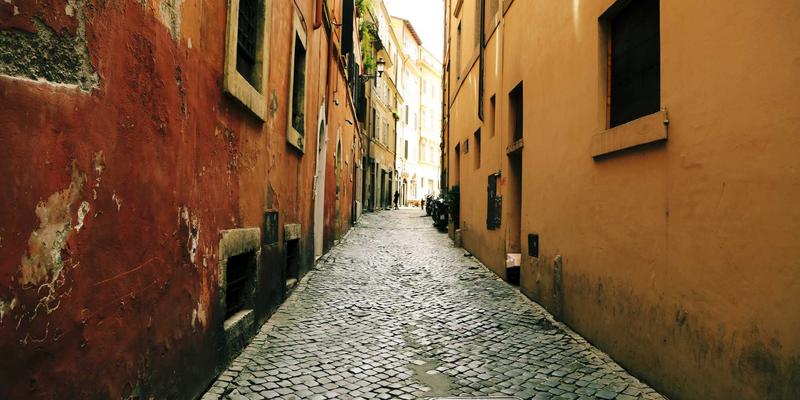 升降设备新纪元：便携电梯如何与智能家居系统集成，实现场景联动与远程监控